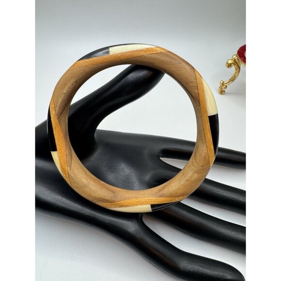Modernist Boho Wood & Acrylic Bangle Bracelet Black Brown Tan Color Block 8" - Picture 1 of 6